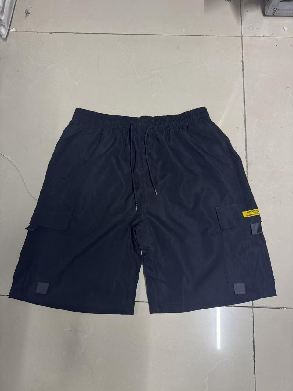Men’s summer 4-piece set of solid-color cargo casual shorts made from comfortable, breathable fabric—ideal for hiking and camping, streetwear, sports fitness, and everyday outings.