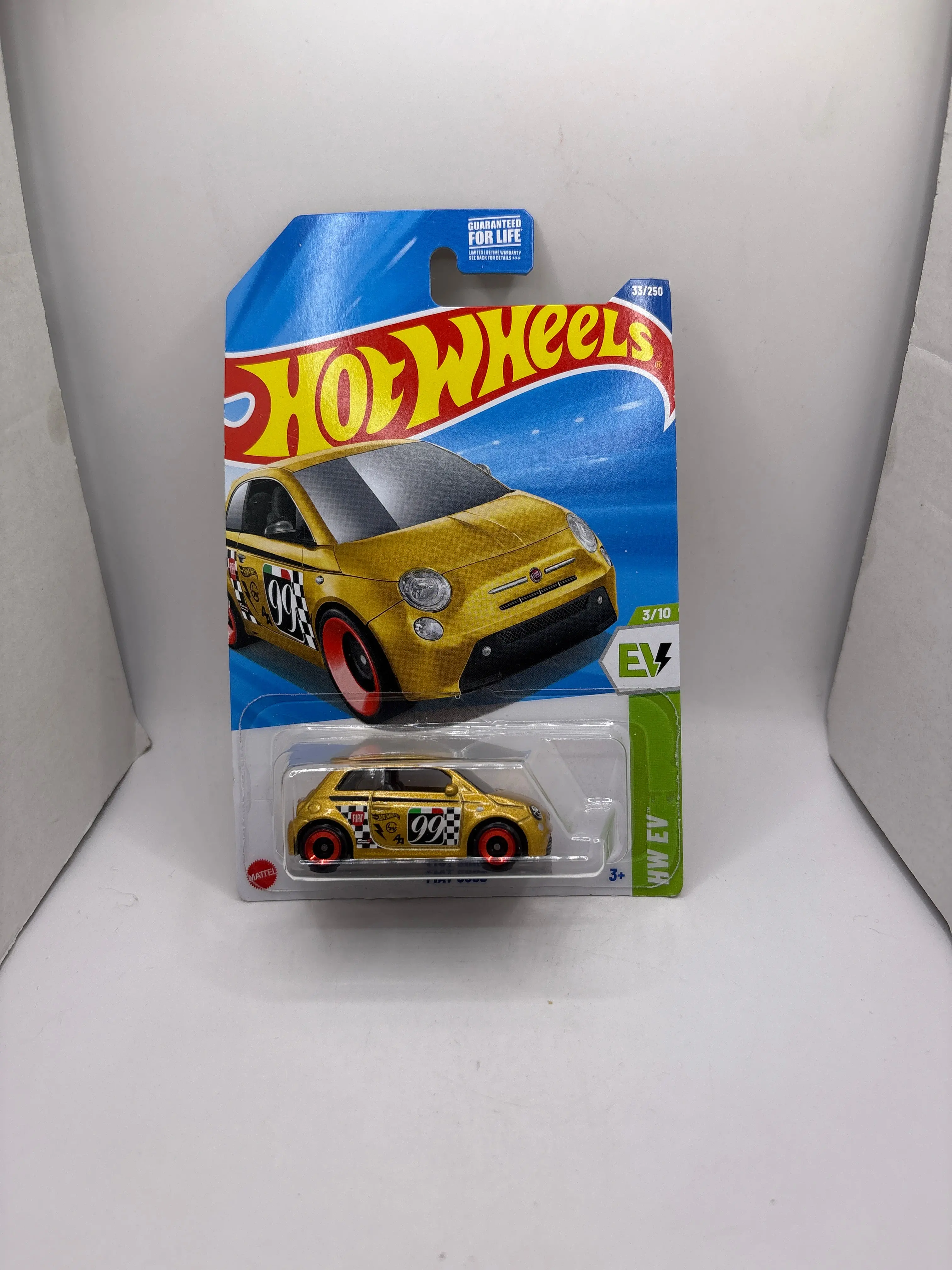 Hot Wheels Fiat 500e Diecast gold