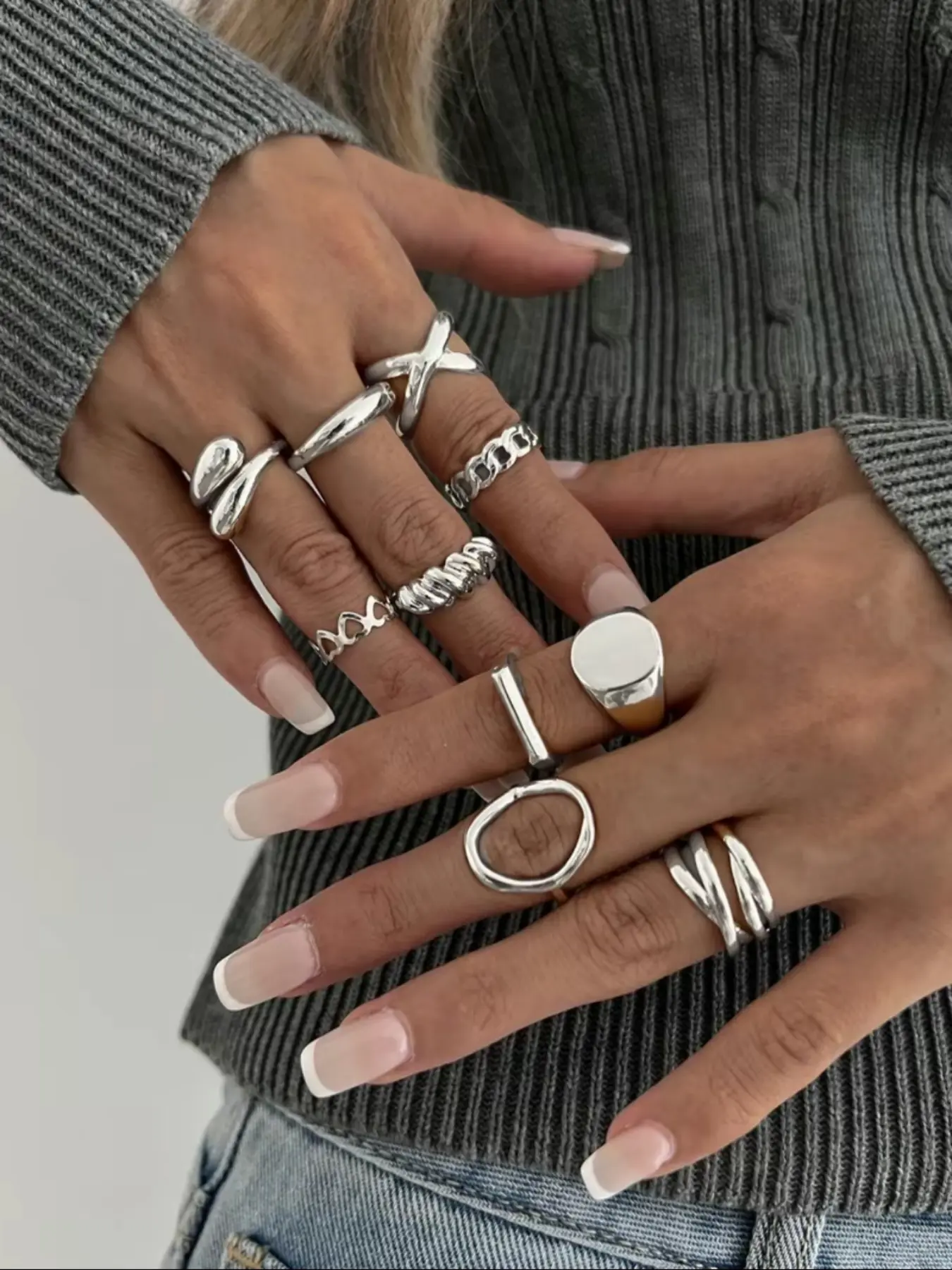 Elegant Women's Ring Set, Stacking Ring Set, Stackable Finger Rings, Adjustable Stackable Statement Rings, Fashionable Hollow Design, Perfect for Parties Weddings Daily Wear, All-Season Stylish Accessory