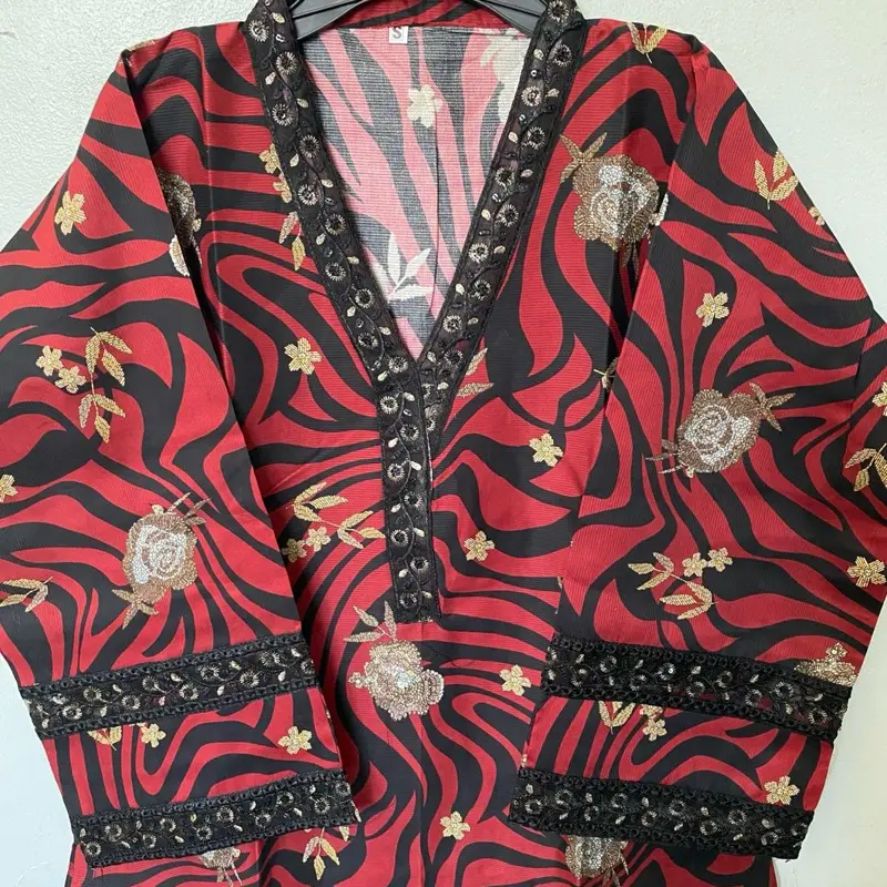 Printed Khaddar three piece ready to wear Pakistani Winter suit with cut work daman Clothes Outfit Womenswear