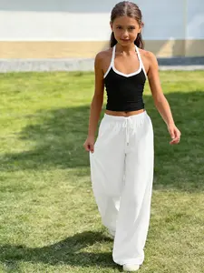 Black and white contrasting halter top for teenage girls, versatile for casual wear, outdoor yoga, beautiful back design, comfortable and breathable, machine washable and dry cleaning, essential item for dressing, youth clothing