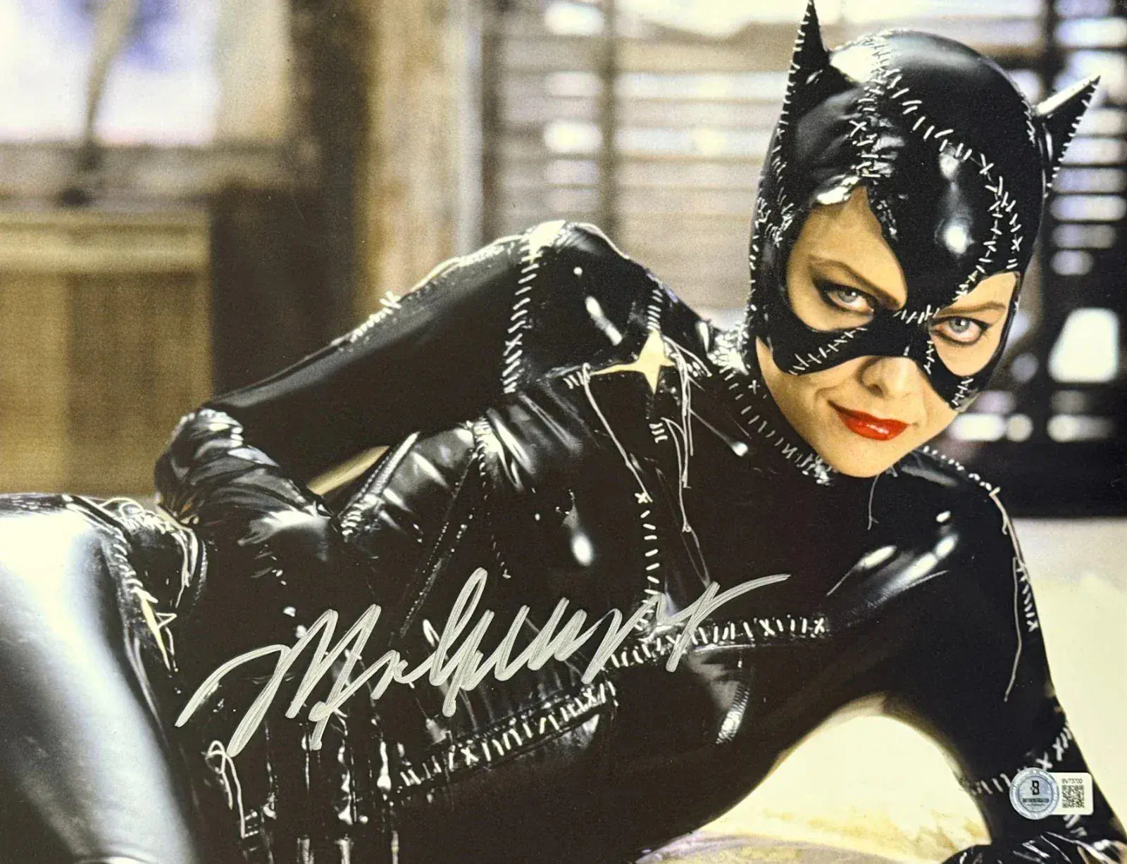 Michelle Pfeiffer Authentic Autographed 11x14 Photo