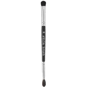 Stila #30 Double-Ended Shadow Brush - Effortless blending