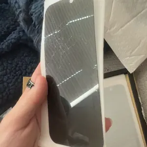 Product Review of Anti-Spy Privacy Phone Screen Protector, Tempered Glass Film Compatible with iPhone 17/16/15/14/13/12/11 Pro/Pro Max/Plus, Mobile Phone Accessory from s**5