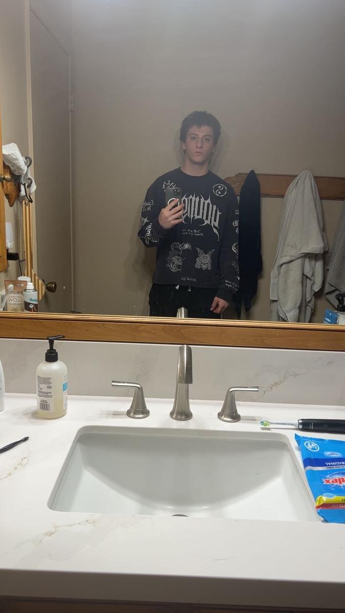 Item: Deep Purple Wash, Medium