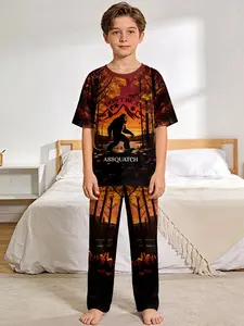 Autumn Forest Bigfoot Funny 2-Piece Set: Boys' Digital Print Short-Sleeve Pajama Top and Long Pajama Pants, made of flame-retardant fabric. A fashionable, trendy, casual, comfortable and soft pajama set, suitable for sleeping and home leisure. 100% polyes