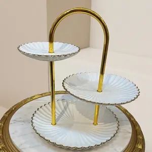 Cookie holder
