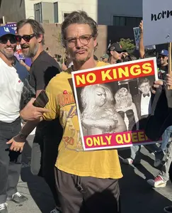 No Kings Only Queen Protests Sign, Resist Fascism Poster, Protect Democracy Protest Poster, Anti-Trump, Political Activist Poster, Rally Sign, Resist Fascism Poster