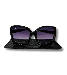 Bling Sunglasses Square– Bold Shine, Effortless Style