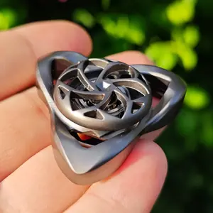 EDC Fidget Sliders Fidget Toys Stress Relief For Adults Stress Relief Fidget Spinner Toy for Adults, Stress Relief Tool, Hollow Design Enhances Focus & Relaxation, Metal Material, Perfect Finger Gyroscope