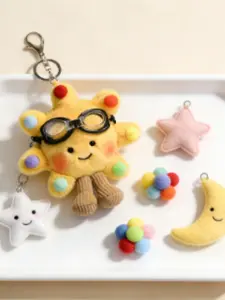 Cute Sun Plush Keychain Kawaii, Latest Collectible Charm with Adorable Face and Soft Texture, Fashion Lover Favorite Accessory