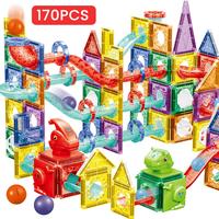 64 Magnetic Tiles + 106 Assecories