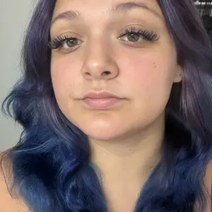Lashes on eyes