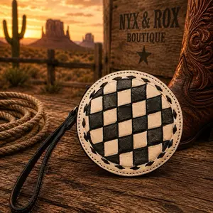 Small checkered canteen wristlet