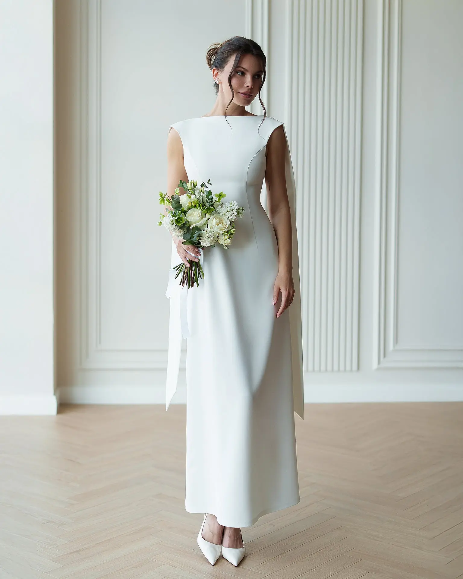White Boat-Neck Sleeveless Open-Back Maxi Dress