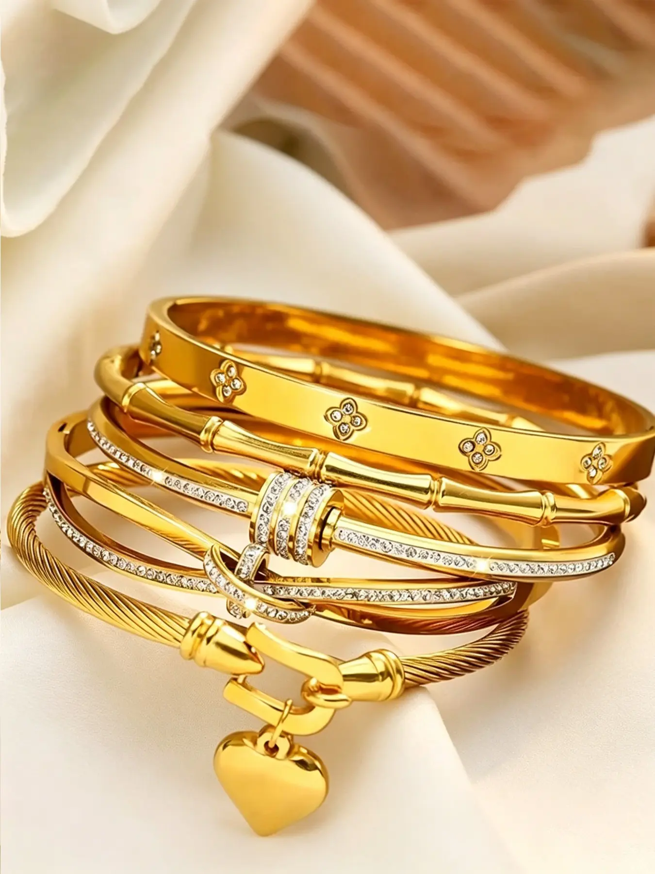 5pcs Classic Bracelets, Fashionable Bracelet Style, Stackable Bracelets, Pretty Bracelet, Stacking Bracelet, Waterproof Rust Proof Rhinestone Jewelry, Layered Luxury Gift Set for Women & Girls