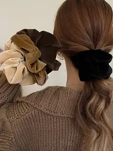 Women's Velvet Hair Tie: A stylish, versatile, elegant, and minimalist solid-color hair tie Elastic Hair Accessory perfect for everyday outings, leisure, parties, commuting, vacations, hairstyling, makeup, and outfit coordination.