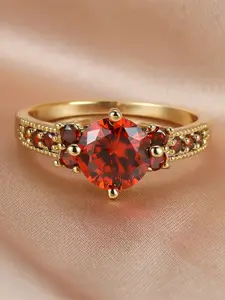 Red Synthetic Crystal Round Stone Wedding Rings For Women Vintage Fashion Golden Color Wedding Bands July Birthday Stone Jewelry Artificial Zircon Ring