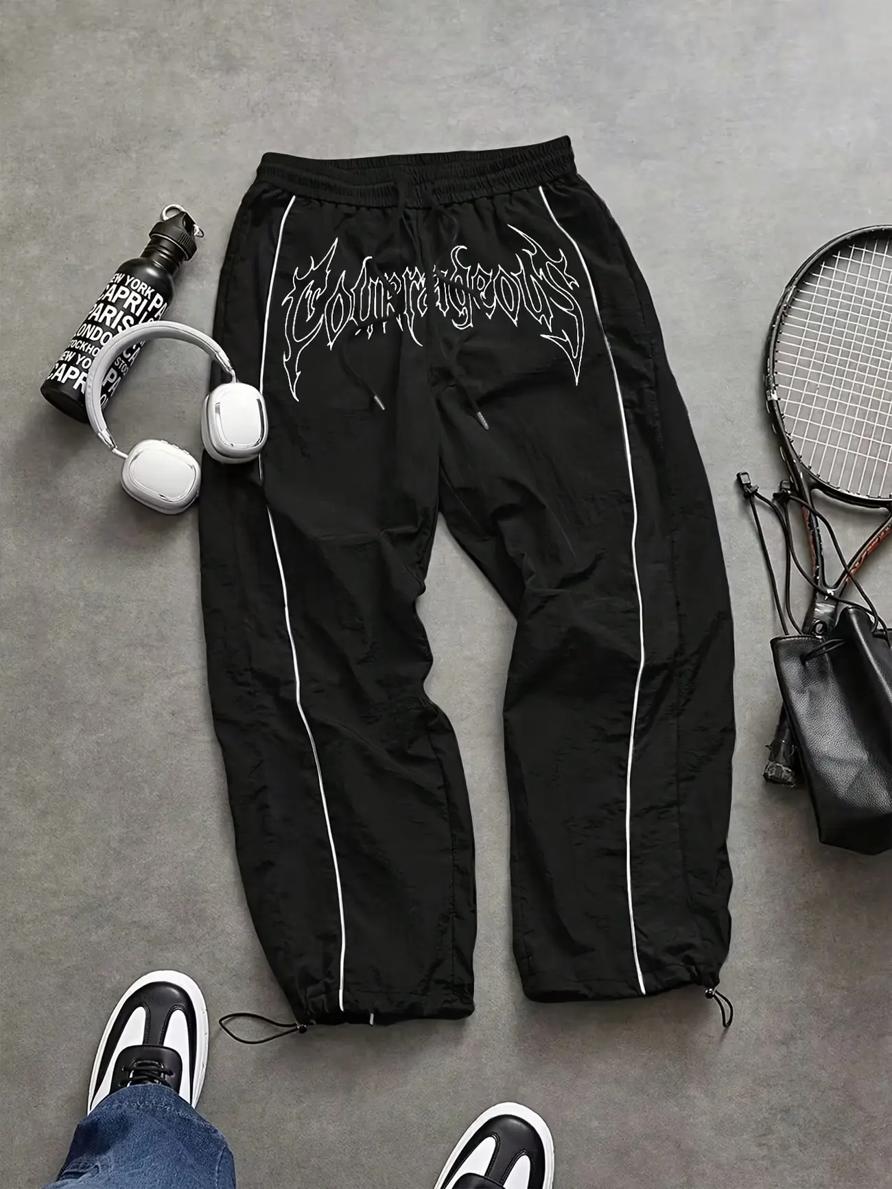 Men’s gothic-style patterned joggers, loose streetwear running pants with side contrast stripes and an elastic drawstring waistband; lightweight casual athletic long pants suitable for hip-hop, skateboarding, fitness, travel, and everyday wear; unisex Y2K