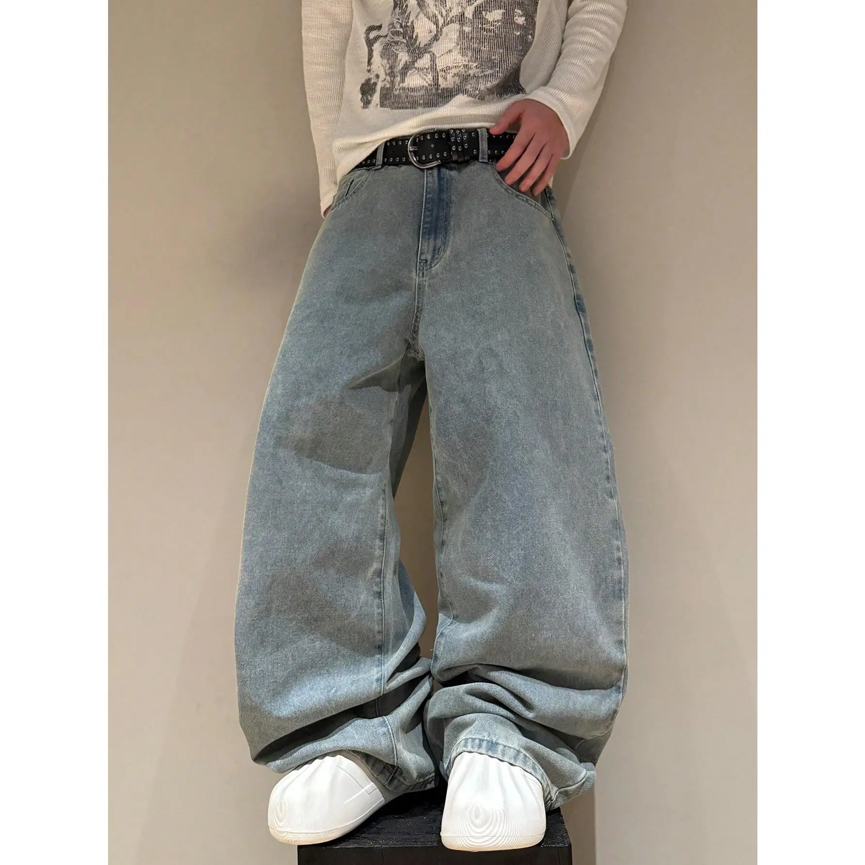 Vintage Streetwear Fashion Versatile Distressed Rivet Design Statue Of Liberty Letter Print Loose Straight Leg Casual Jeans
