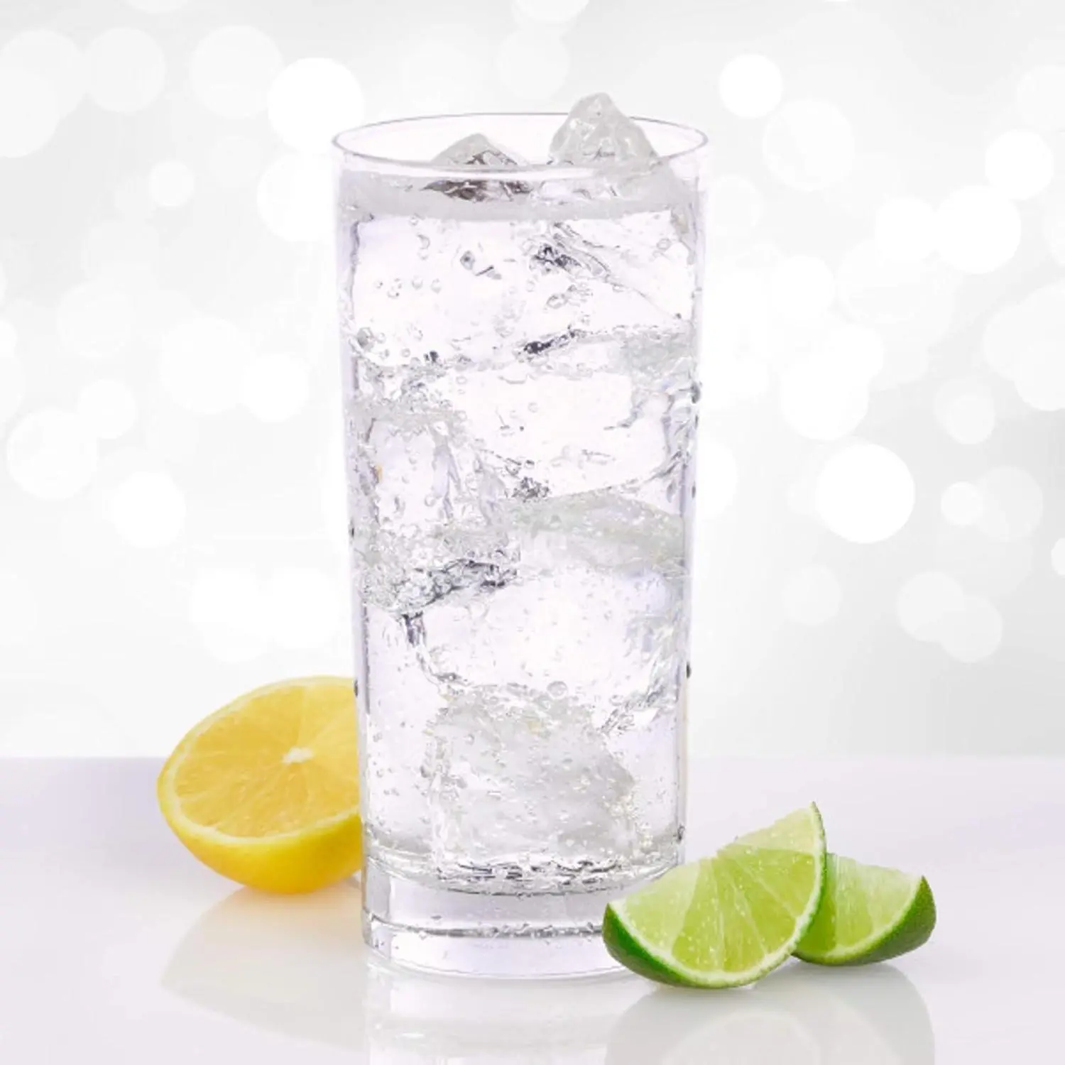 7UP Lemon Lime Sparkling Soda Drink, 12 fl oz Cans (12 Pack) - Caffeine-Free, Low-Sodium, Natural Flavors Beverage, Ideal for Cocktails, Mocktails, Sparkling Drink