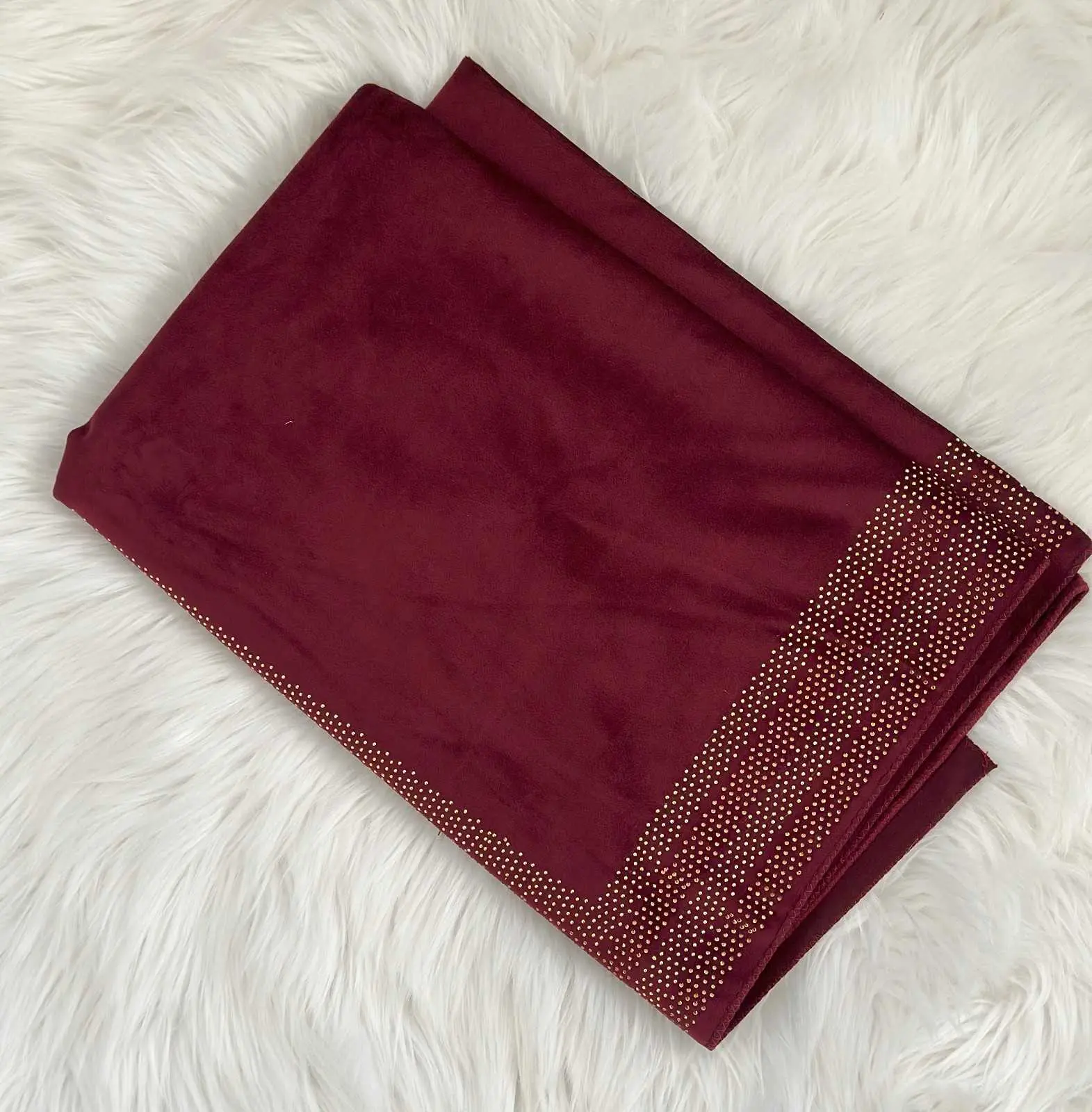 Luxurious Women Velvet Shawl [Maroon]