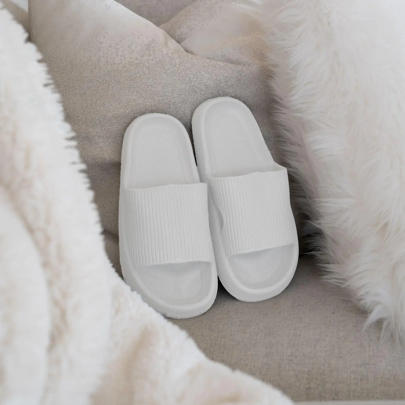 Cloud Walks Slides Indoors Outdoors Summer Winter Any Occasion Loungewear