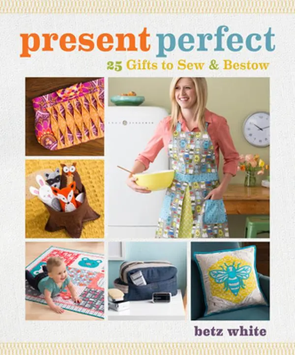 USED-Present Perfect: 25 Gifts to Sew & Bestow [With Pattern(s)] by White, Betz (Paperback)