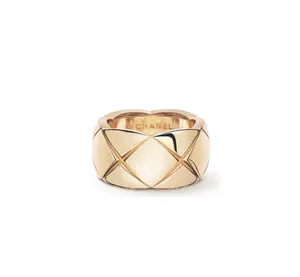 Pre-owned Chanel COCO CRUSH large ring in 18K BEIGE GOLD size58 (8 1/4)