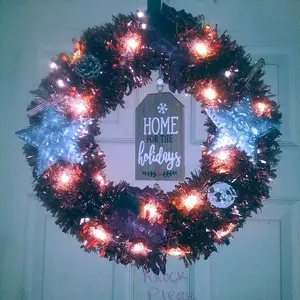 I make personalized wreaths and basket for any occasions .Tell me about the person and will make them the perfect basket .Saves you time to do other things like relaxing .I can also add gift cards with the theme of your basket baskets seasonal