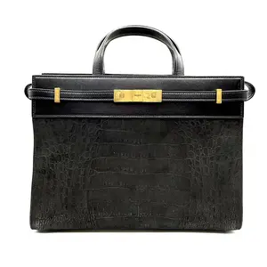 Pre-owned Yves Saint Laurent Leather Tote Bags CALUX Saint Laurent Manhattan shoulder bag in black crocodile embossed with gold tone hardware.