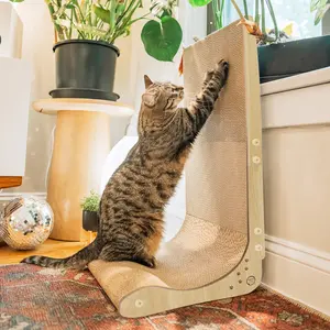 Premium Comfort Scatcher Wall (Oak, Regular)