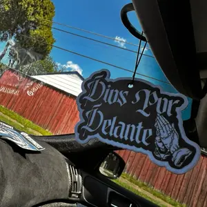“Dios Por Delante” Air Freshener “Dios Por Delante” Air Freshener