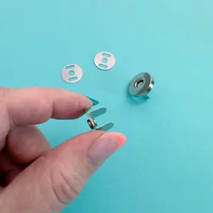 Magnetic Prong Snap