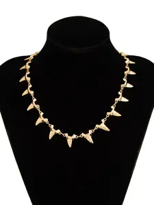 Alloy Shark Tooth Necklace for Men, Unique Versatile High-End Style, Exaggerated Bracelet Accessory, Fashionable Men's Jewelry, Fashion Cool Accessories