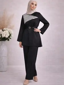 طقم كاجوال فاخر للمناسبات بتصميم ملكي راقٍ Luxury Casual Occasion Set with Royal Elegant Design