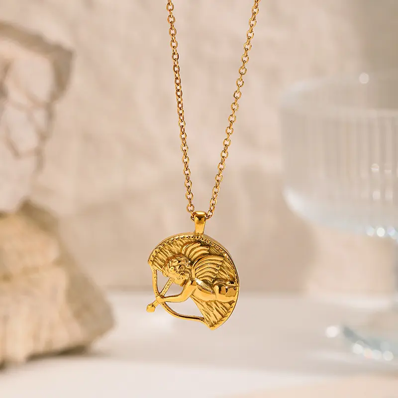 European and American embossed necklaces, niche luxury heart-shaped Cupid pendants, stainless steel sweater chains, vintage titanium steel accessories European and American embossed necklaces, niche luxury heart-shaped Cupid pendants, stainless steel sweater chains, vintage titanium steel accessories