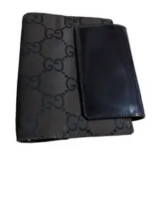 Pre-owned GUCCI GG Canvas with Black Leather Trim Small Leather Goods GG Logo Canvas and Leather Bi Fold Agenda/Wallet Small Leather Goods