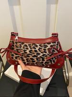 Leopard print red