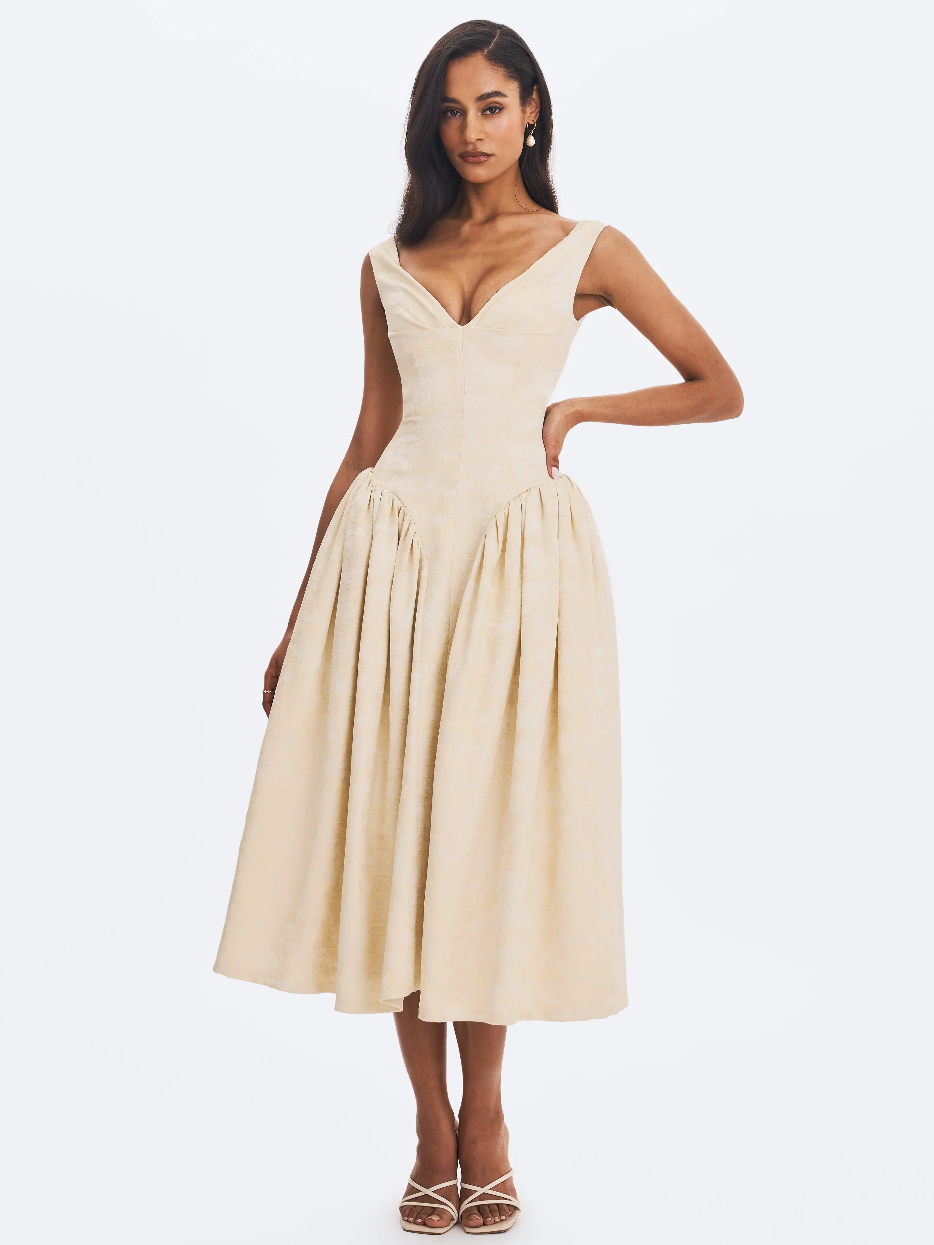 Chelsea Ivory Jacquard Ruched Bust Sweetheart Midi Dress Chelsea Ivory Jacquard Ruched Bust Sweetheart Midi Dress