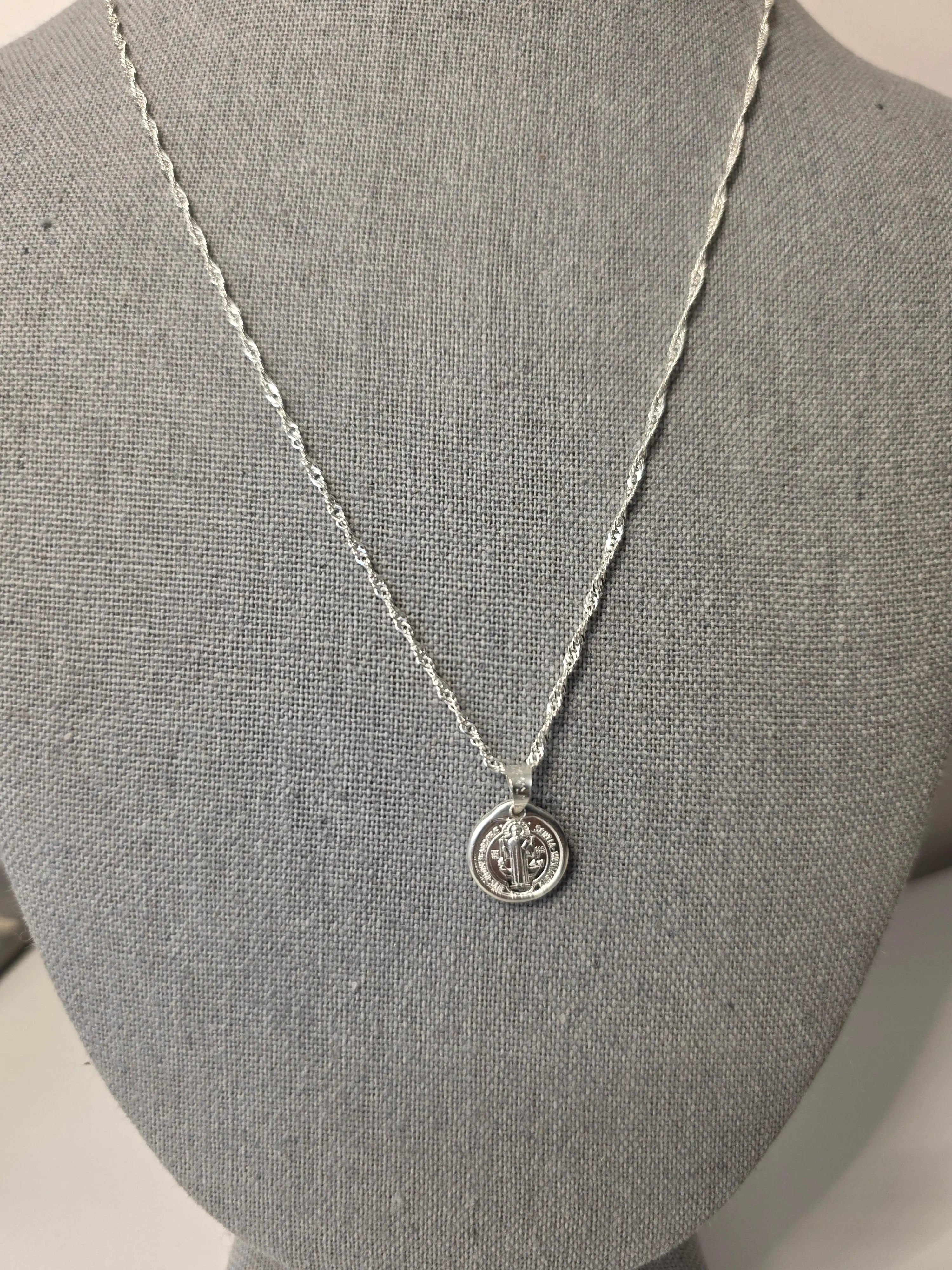 925 Sterling Silver 2mm Singapore Chain with 13mm Saint Benedict Pendant
