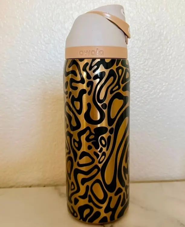 Owala 32oz FreeSip LN1 Gold & Black Stainless Steel Water Bottle