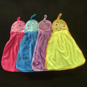 Coral Velvet Bathroom Supplies Soft Hand Towel Absorbent Cloth Dishcloths Hanging Cloth Kitchen Accessories 30*38cm