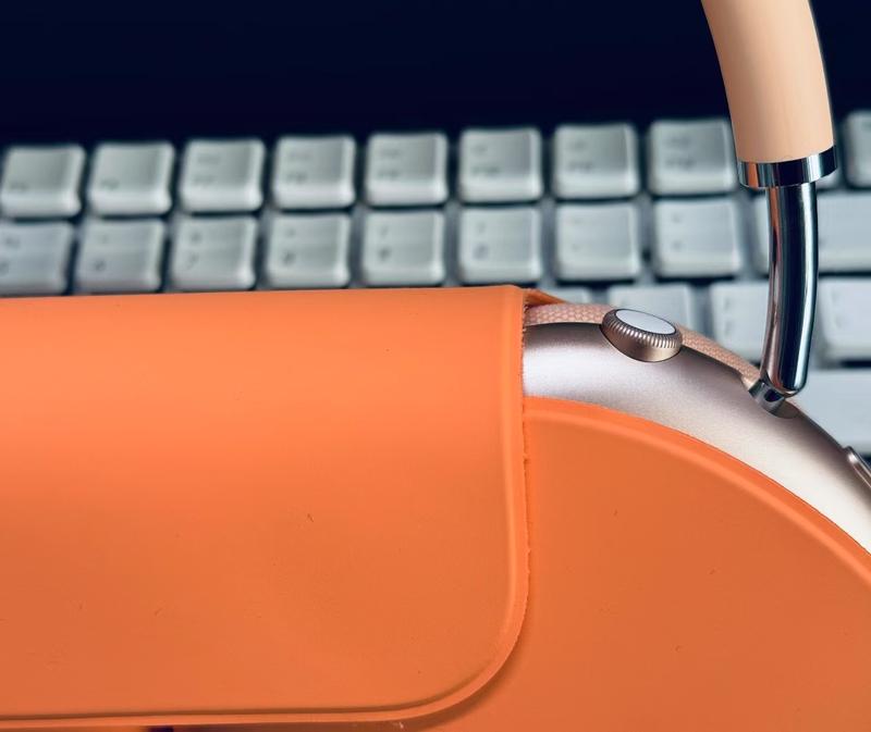 Max X2 Wireless Headphones Bluetooth 5.4 SportEarphone HlFl Sound Quality with Built-in Microphone for Office Sports Study and Audio Calls