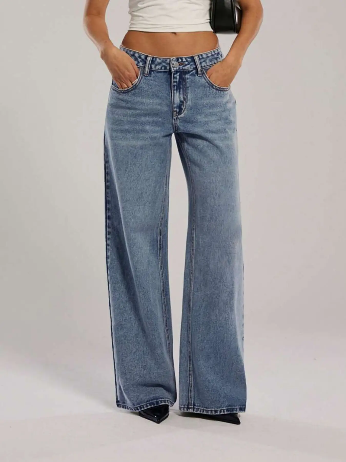 Loose Boyfriend Style Baggy Jeans for Women, Mid-Waist Wide Leg Light Wash Denim Jeans Pants, 90s Streetwear Fashion, Trendy Loose Fit, Teenager Aesthetic Clothing