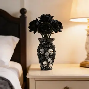 Gothic Vase Decorative Statue, Resin Skull Sculpture for Indoor Outdoor, Home Garden Decoration, Skull Planter, Rustic Farmhouse Style, Home Decor Accessory, Table Decor, Decorative Flower Vase