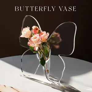 Elegant Transparent Acrylic Butterfly Vase, Decorative Flower Vase, Modern Home Decor Centerpiece, Butterfly Wings Design, Suitable for Living Room Office Wedding