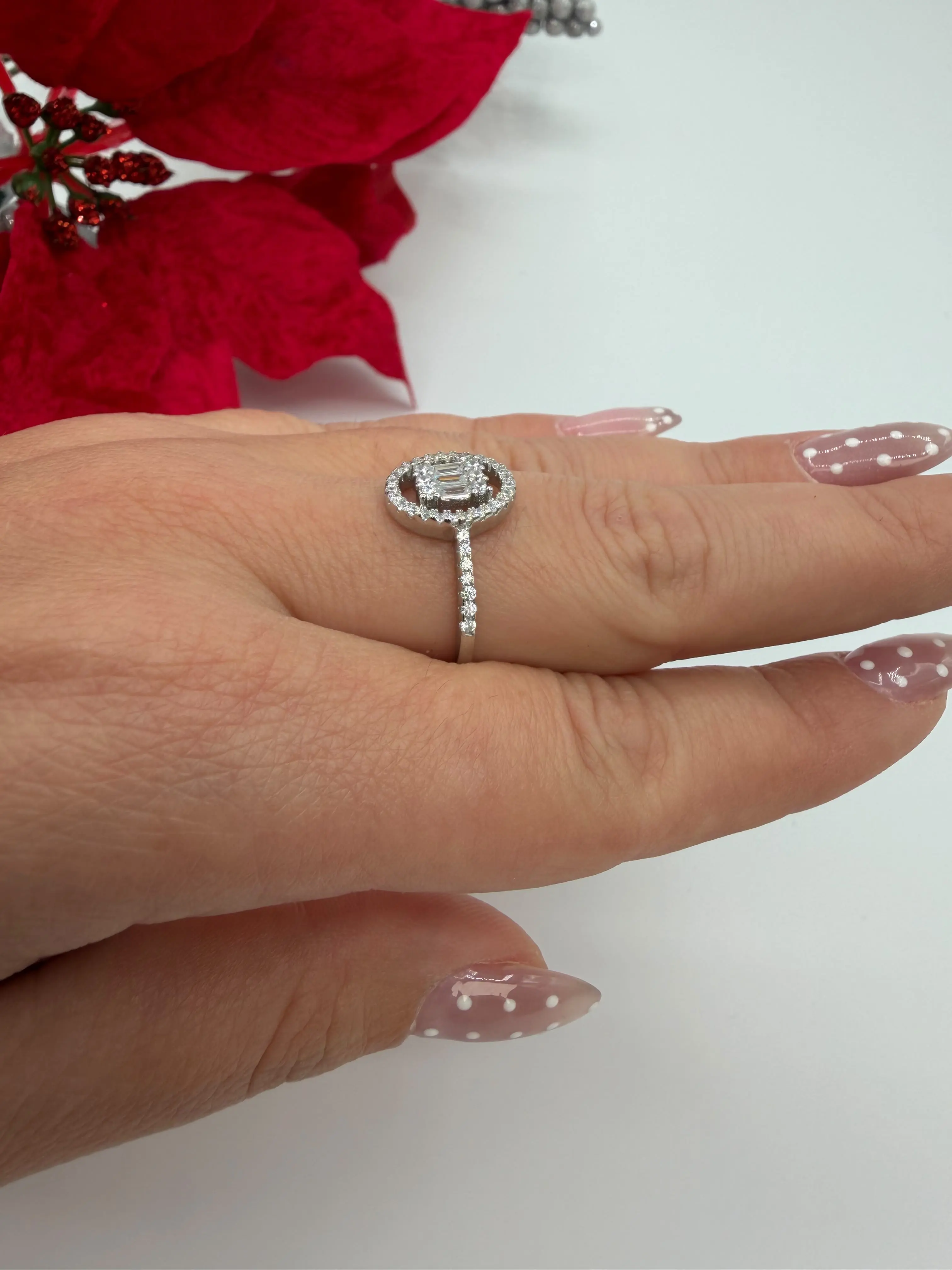 925 Sterling Silver Zirconia Ring