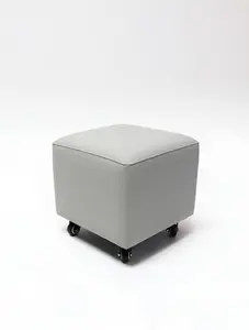Nail Tech Stool - Shorty