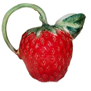 PARADOX ITALIAN HAND PAINTED STRAWBERRY STYLE BEVERAGE  PITCHER
